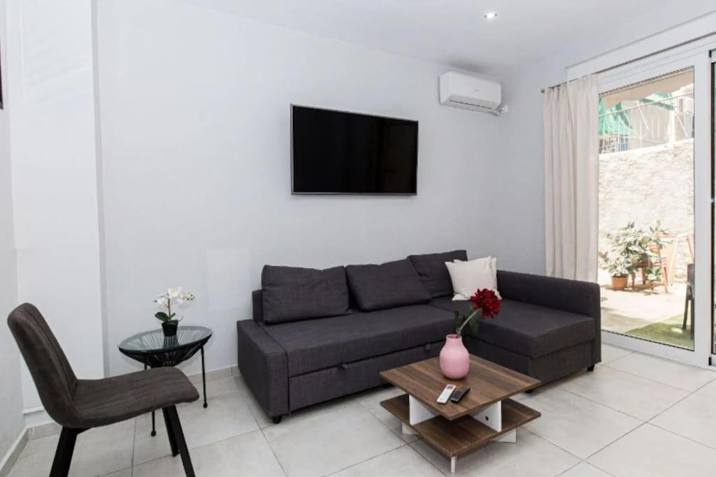 Cozy Apartment Central Athens Atenas Exterior foto